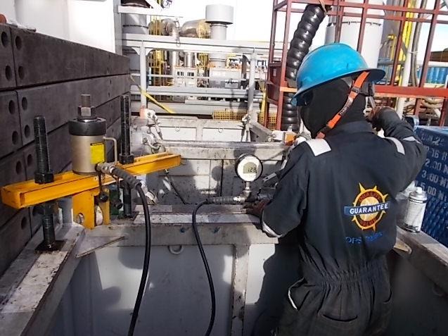 OPS-OES technician conducting a pad eye hydraulic load test